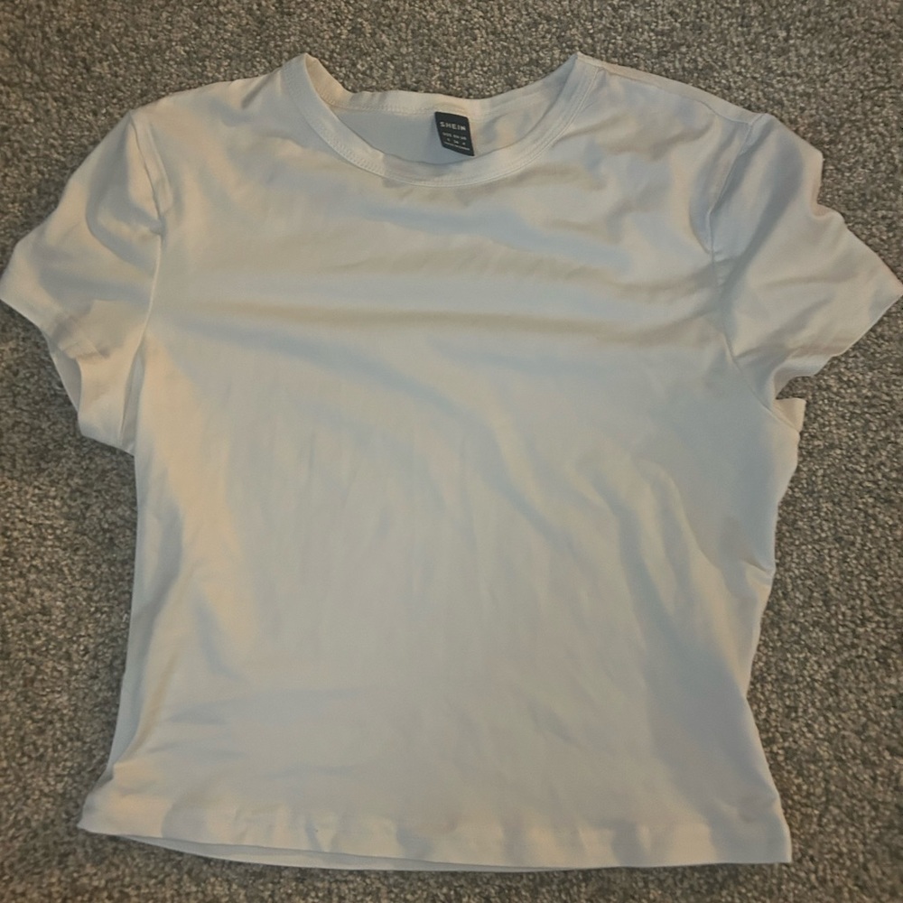 SHEIN White Short Sleeve Crop Top